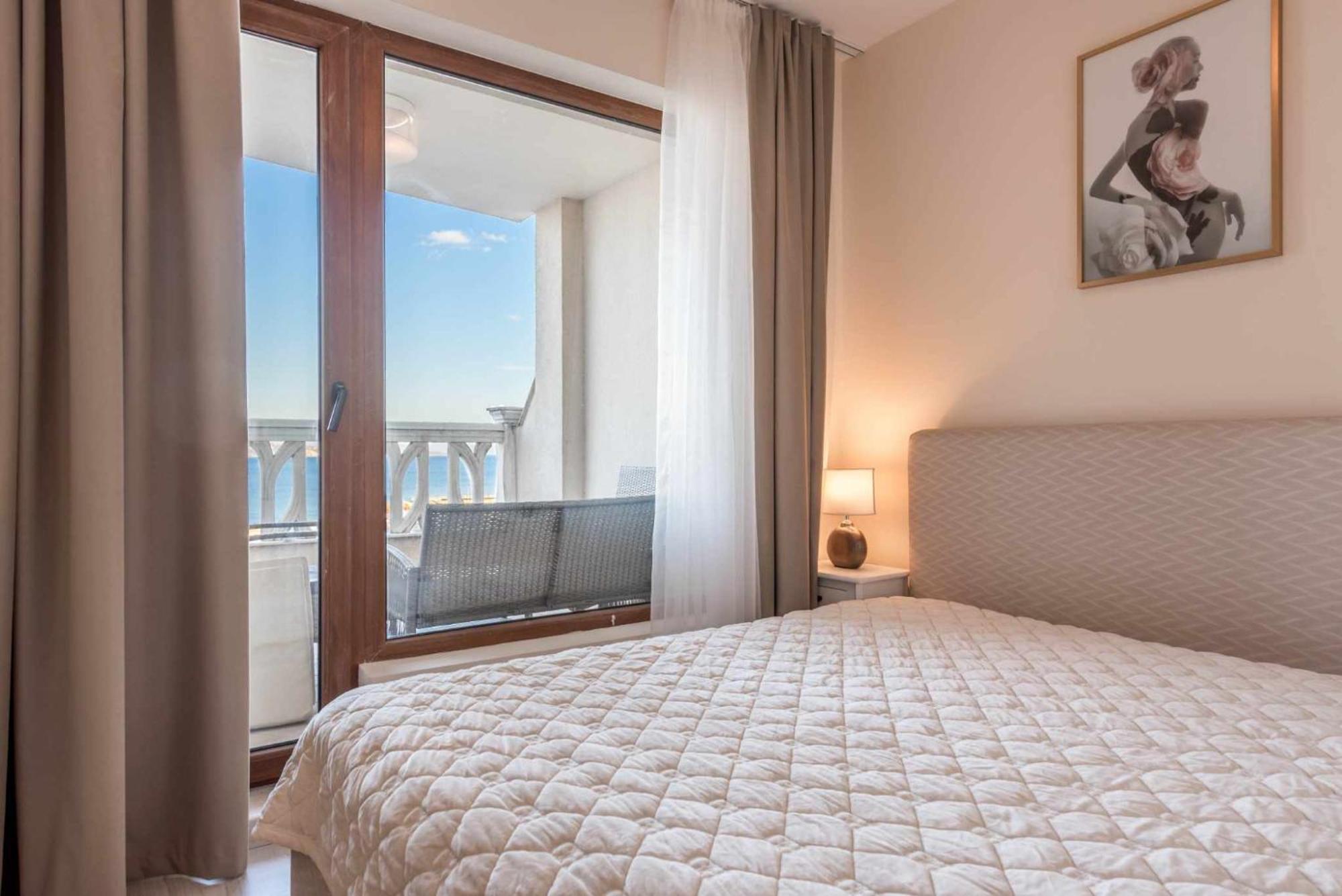 Azur Del Mar Seaview Apartment Варна Экстерьер фото