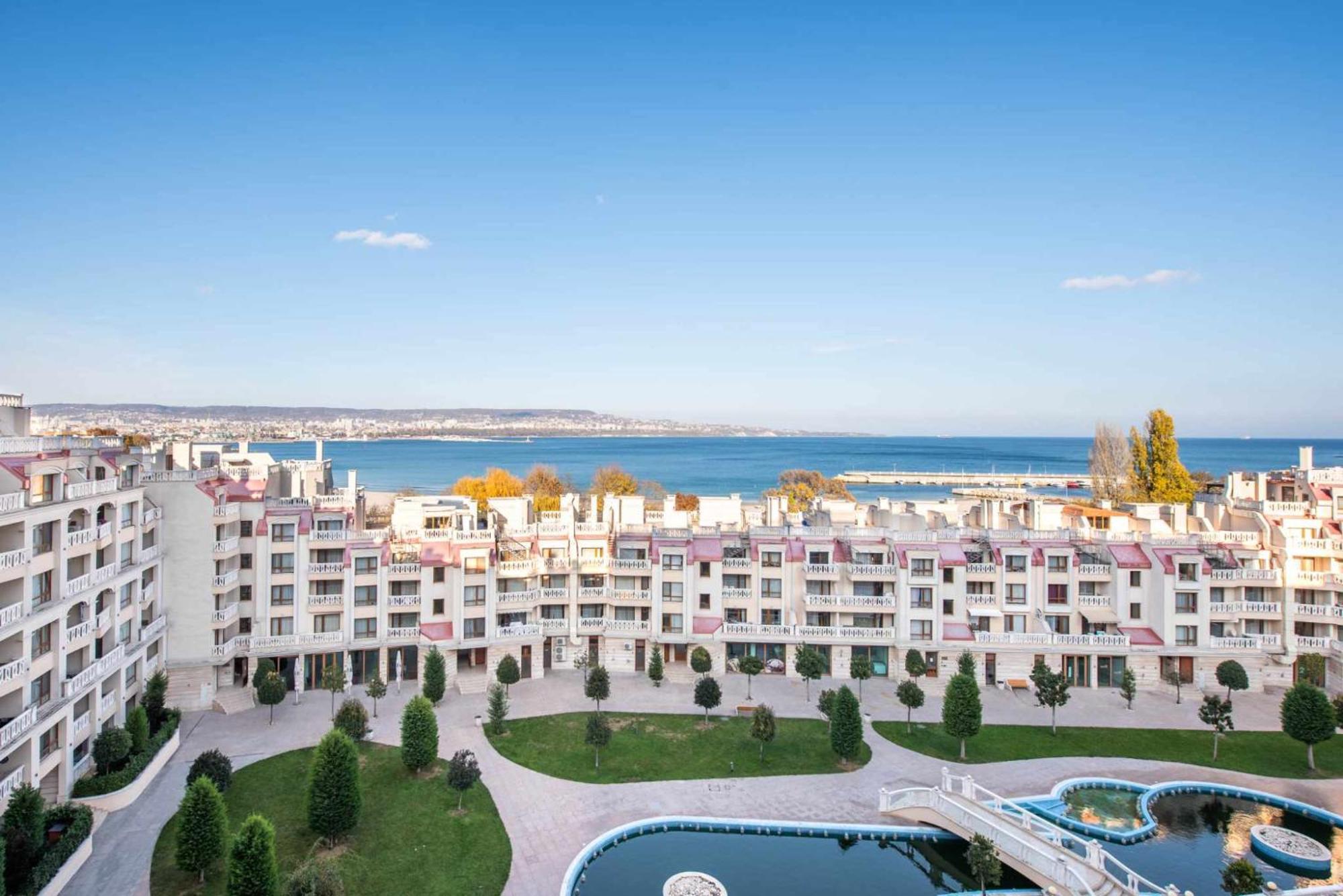 Azur Del Mar Seaview Apartment Варна Экстерьер фото