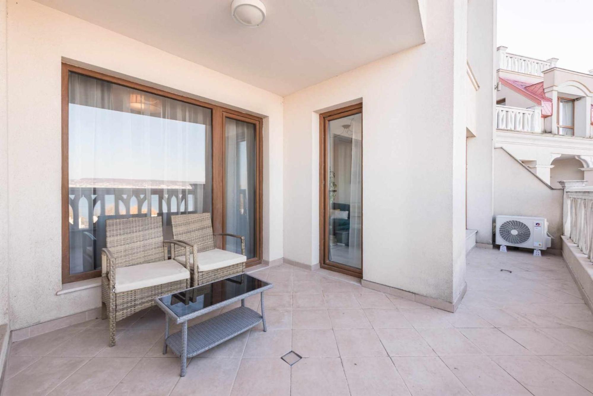 Azur Del Mar Seaview Apartment Варна Экстерьер фото
